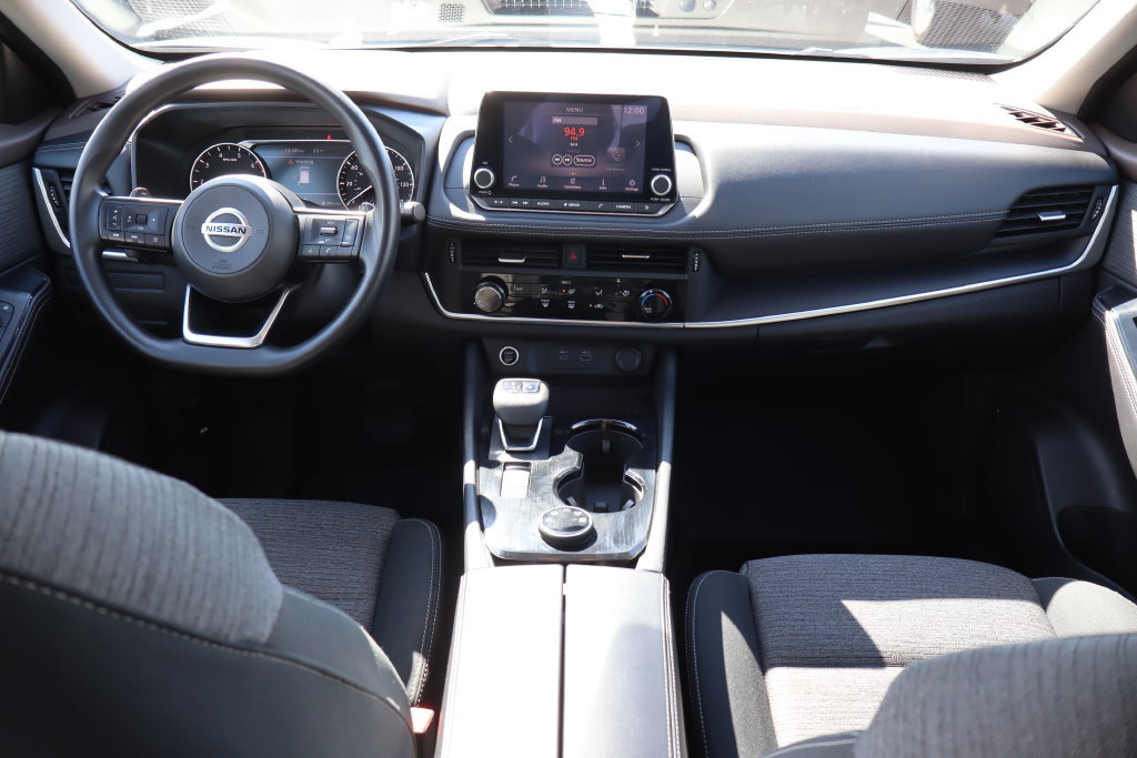 Used 2021 Nissan Rogue S AWD/4WD image 16