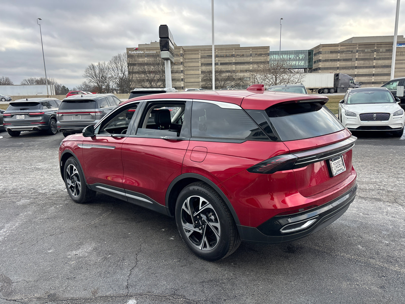 New 2026 Lincoln Nautilus Premier w/ Equipment Group 102A image 5