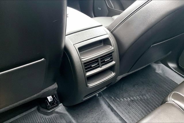 Used 2024 Cadillac XT5 Premium Luxury image 23