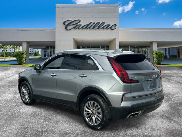 Certified 2024 Cadillac XT4 Premium Luxury FWD image 5