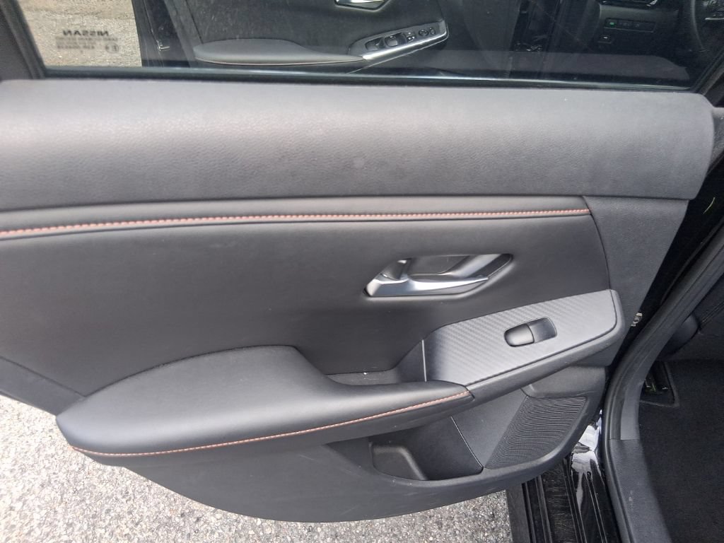Used 2021 Nissan Sentra SR FWD image 15