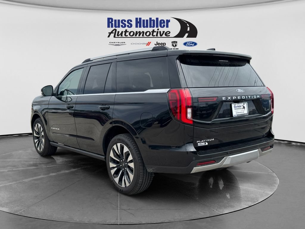 Used 2026 Ford Expedition Platinum w/ Driver's Package AWD/4WD image 3