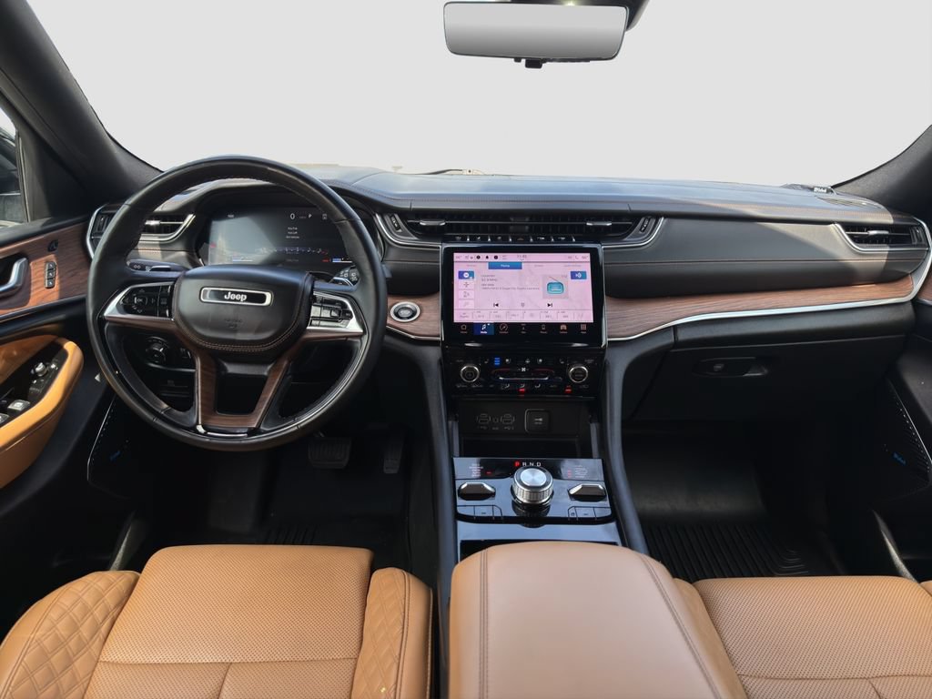 Used 2023 Jeep Grand Cherokee L Summit w/ Advanced Protech Group IV AWD/4WD image 14