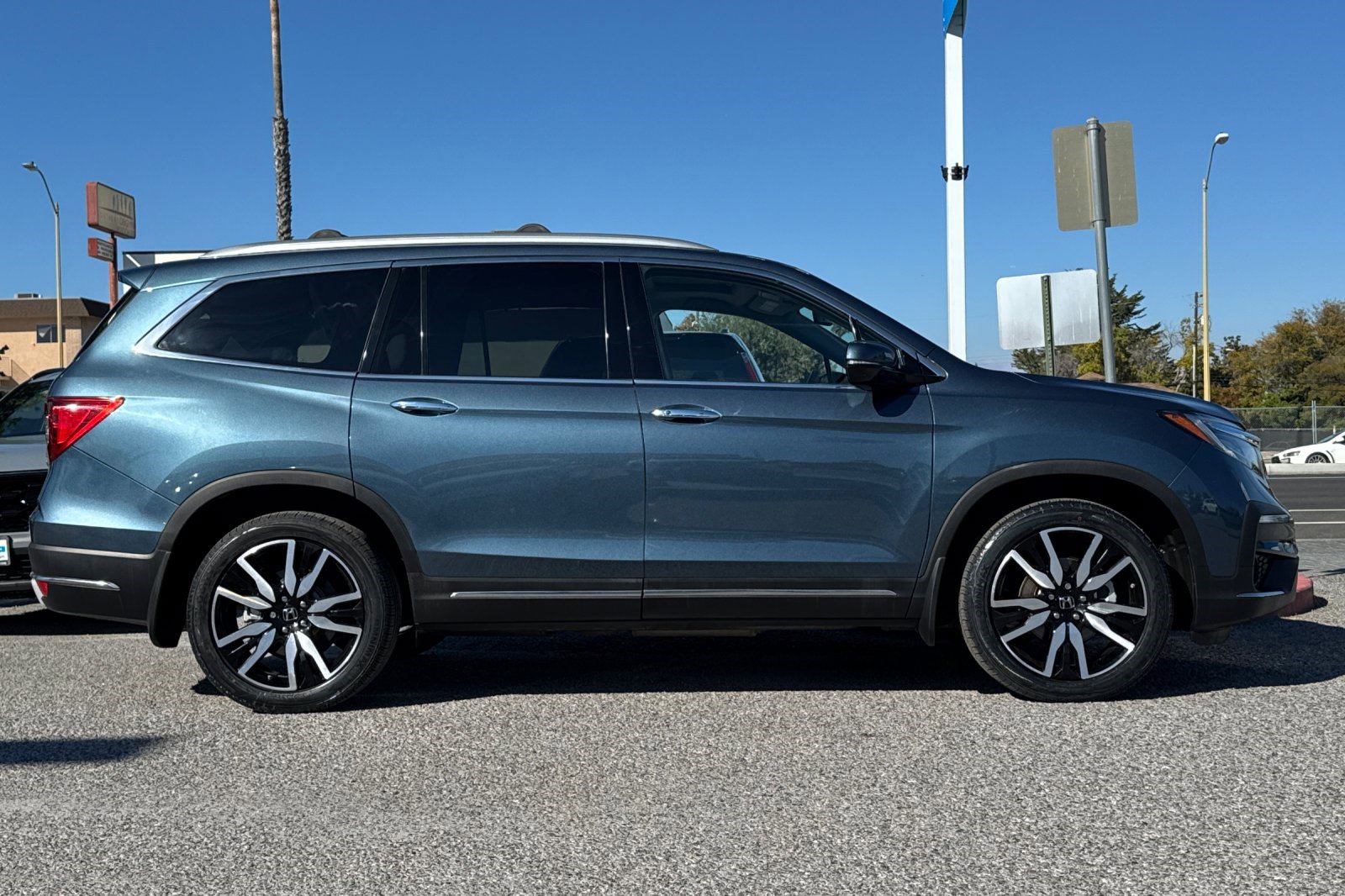 Used 2021 Honda Pilot Elite image 7