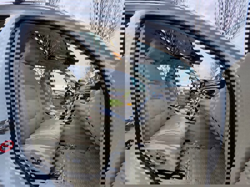 Used 2015 Volvo XC70 T6 Platinum w/ Protection Package image 14