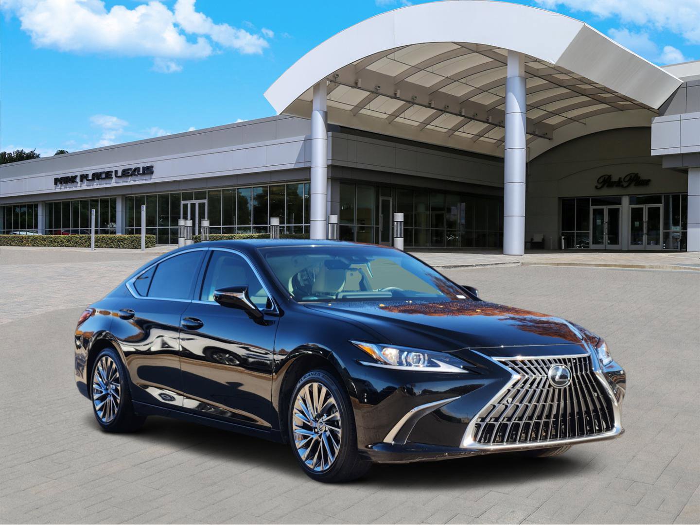 Used 2024 Lexus ES 350 w/ Luxury Package image 2