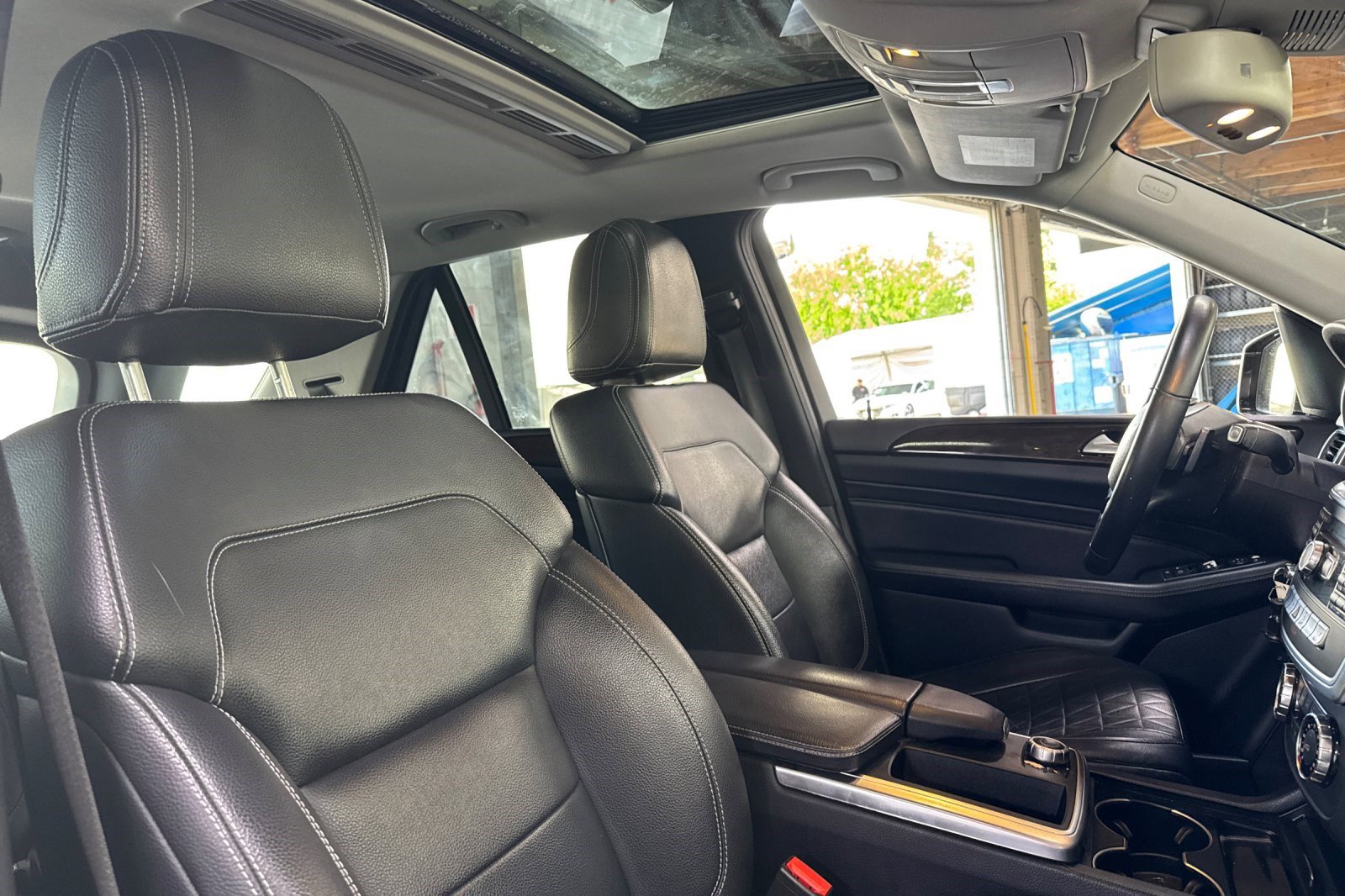 Used 2012 Mercedes-Benz ML 350 BlueTEC 4MATIC image 32