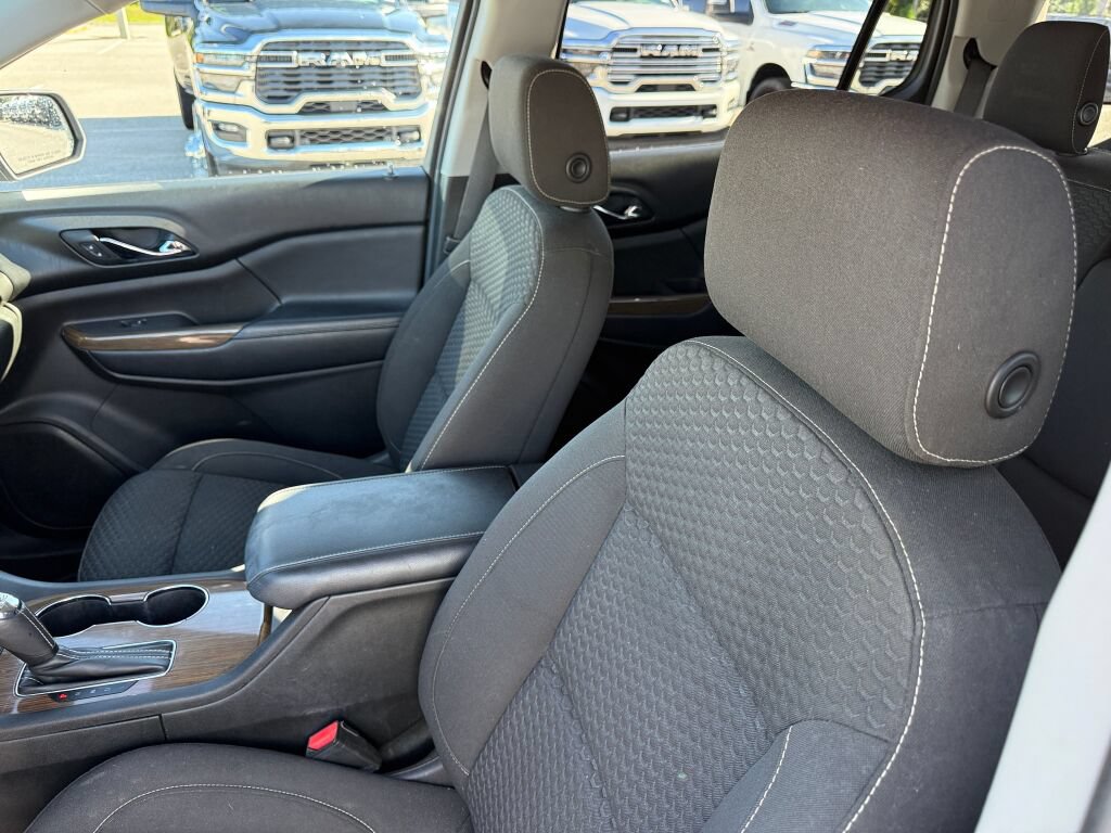 Used 2018 GMC Acadia SLE w/ LPO, Protection Package FWD image 21