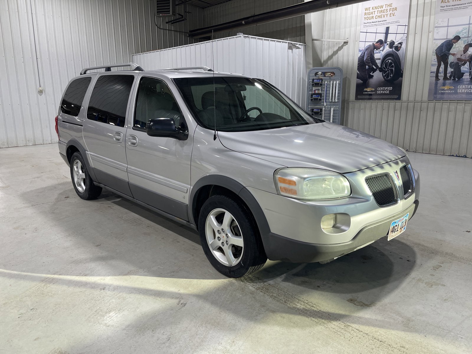 Used 2006 Pontiac Montana SV6 w/ Convenience Package image 2