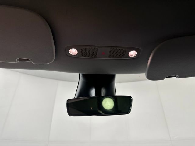 Used 2021 Tesla Model Y Long Range image 23