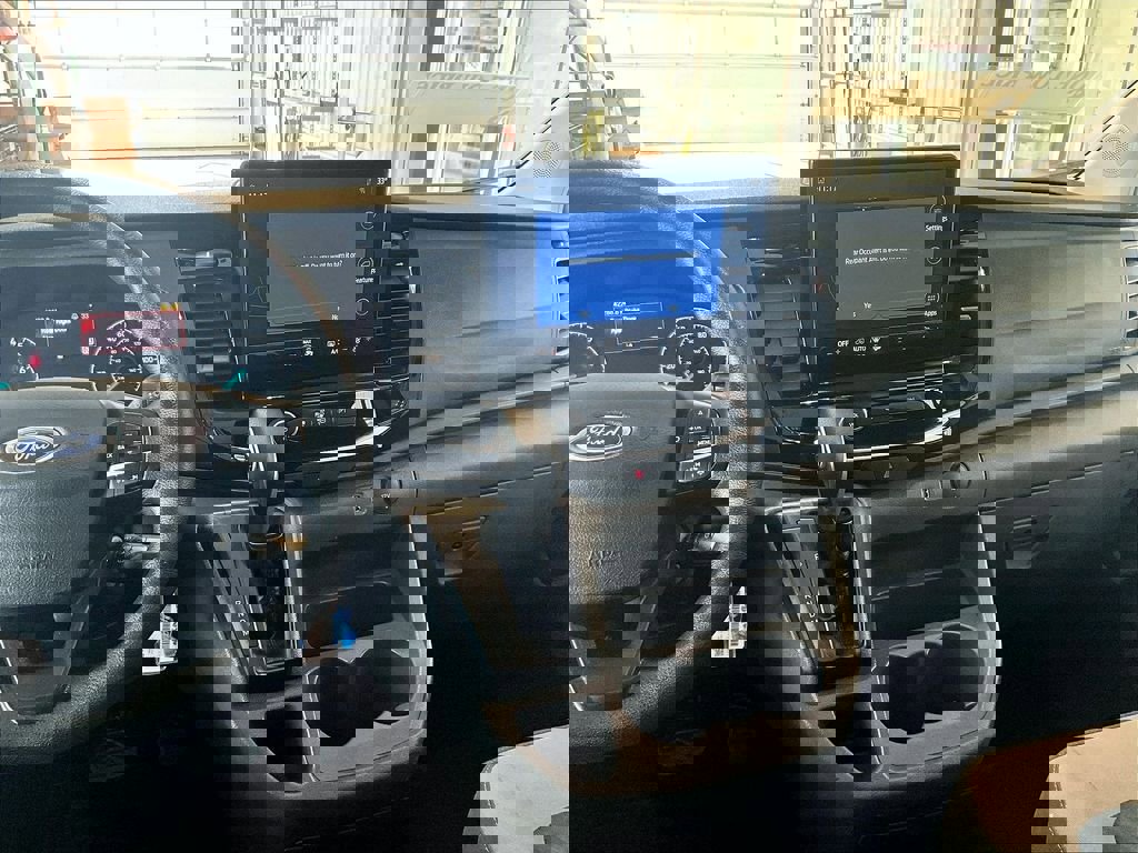 Used 2024 Ford Transit 350 XLT image 17