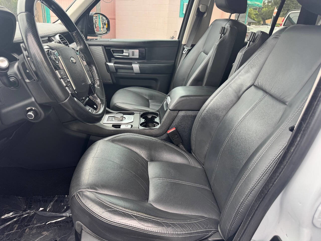 Used 2016 Land Rover LR4 HSE LUX image 4