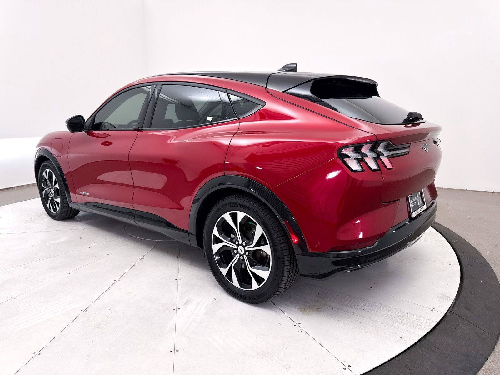 Used 2022 Ford Mustang Mach-E Premium RWD image 14