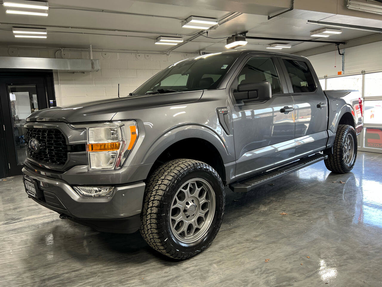 Used 2021 Ford F150 XL w/ STX Appearance Package image 6