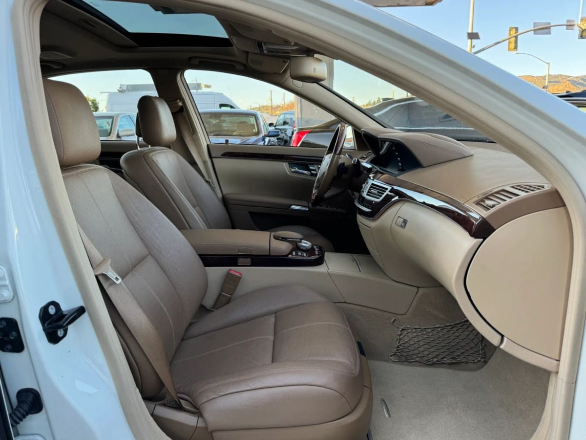Used 2009 Mercedes-Benz S 550 image 11