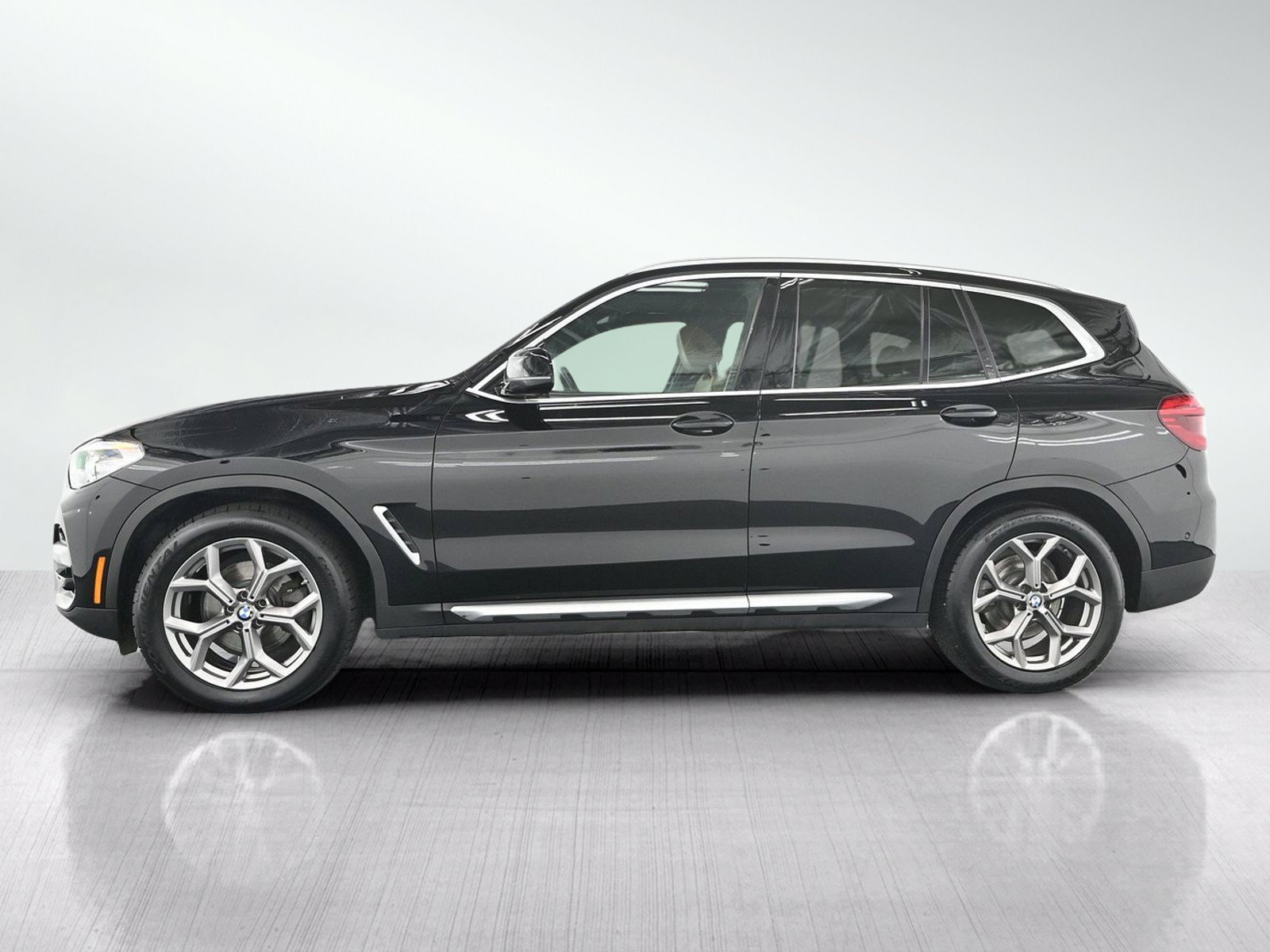 Used 2021 BMW X3 xDrive30i AWD/4WD image 3