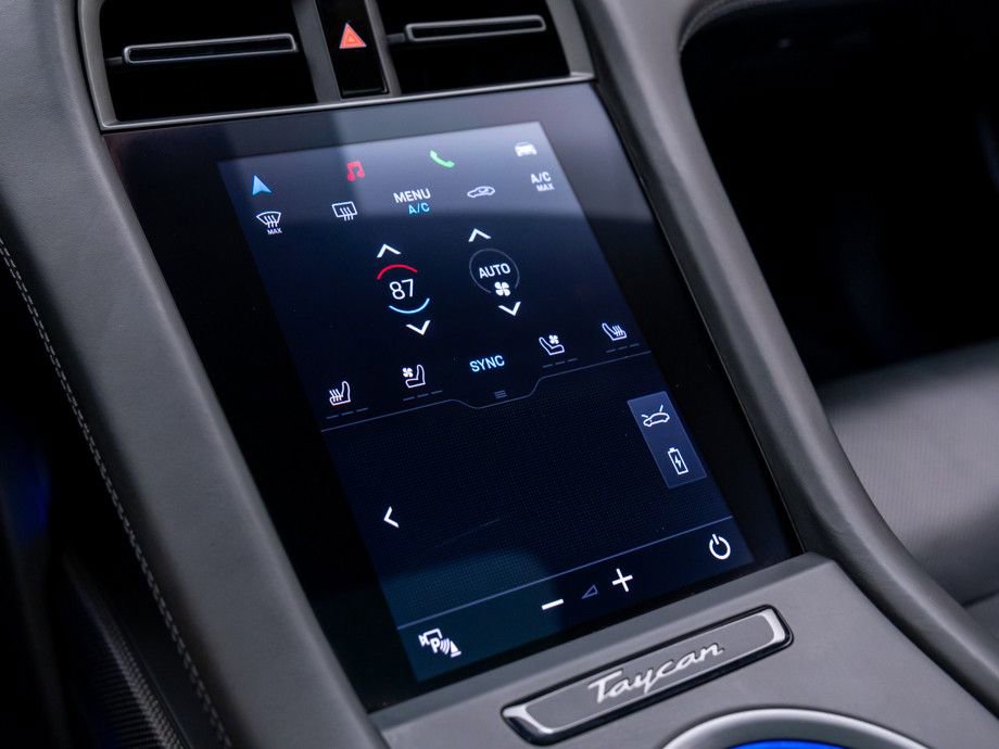 Used 2021 Porsche Taycan Turbo S image 27