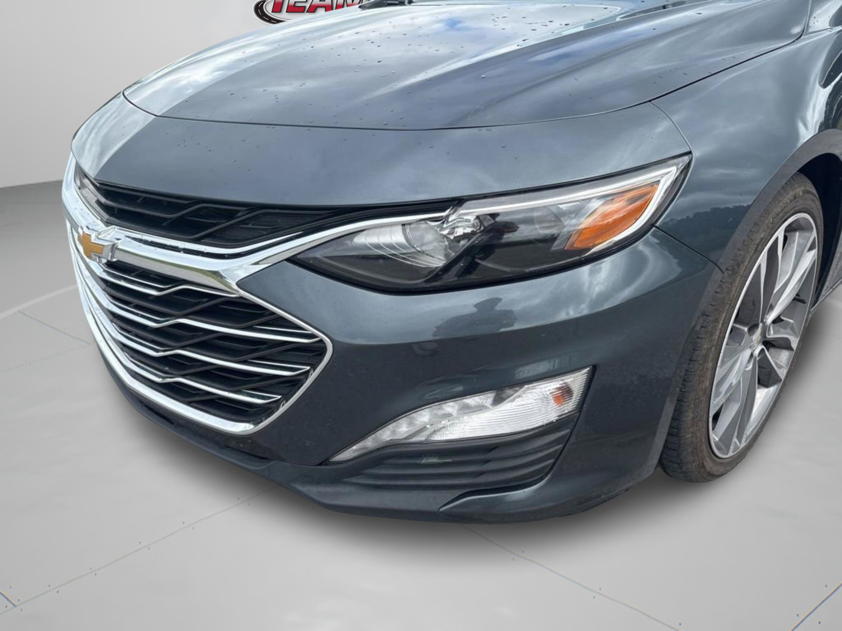 Used 2021 Chevrolet Malibu LT FWD image 33