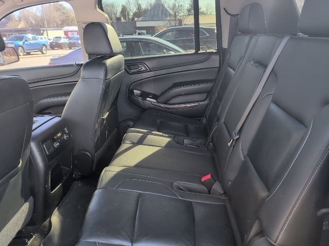 Used 2018 Chevrolet Suburban LT image 13