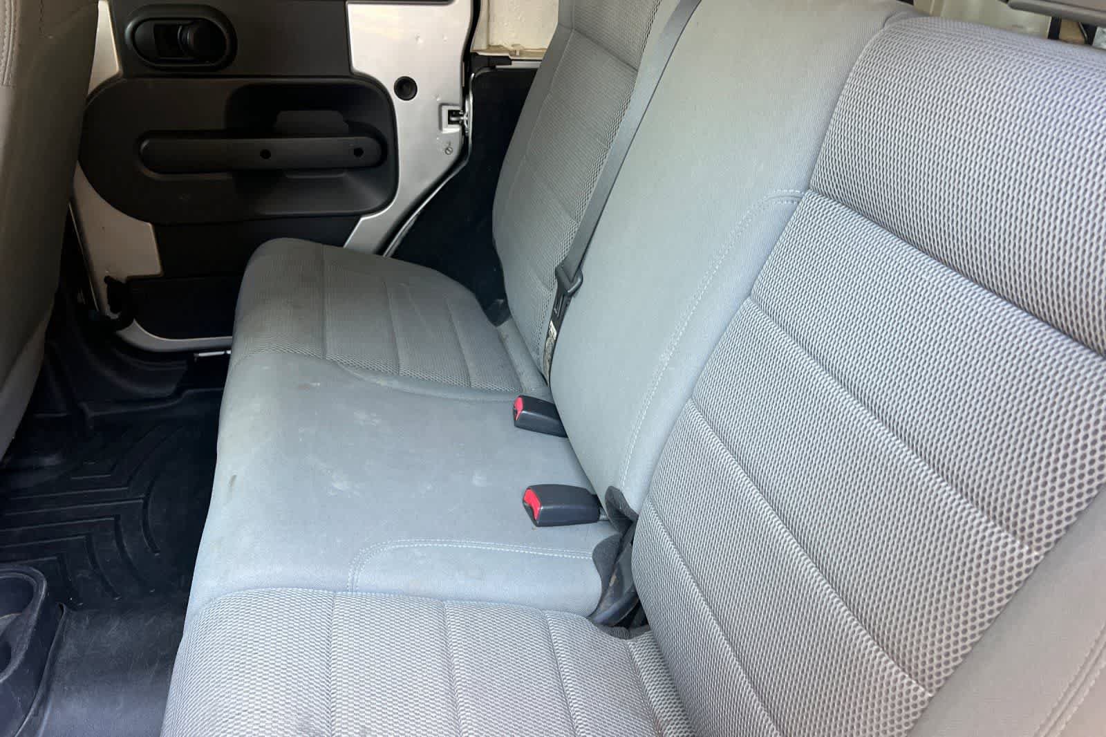 Used 2007 Jeep Wrangler Unlimited Sahara AWD/4WD image 5