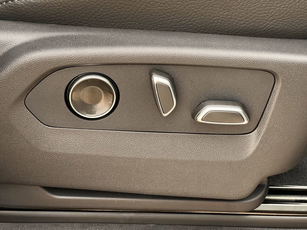 New 2026 GMC Sierra 2500 Denali w/ Denali Reserve Package image 27