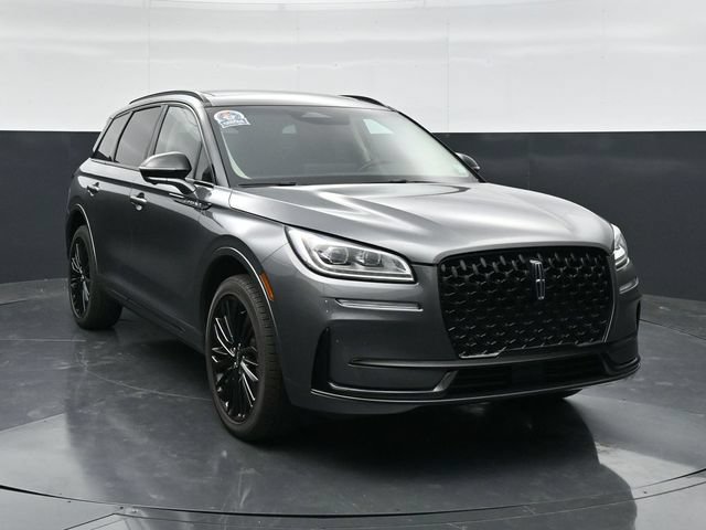 Used 2023 Lincoln Corsair Reserve w/ Equipment Group 201A AWD/4WD image 4