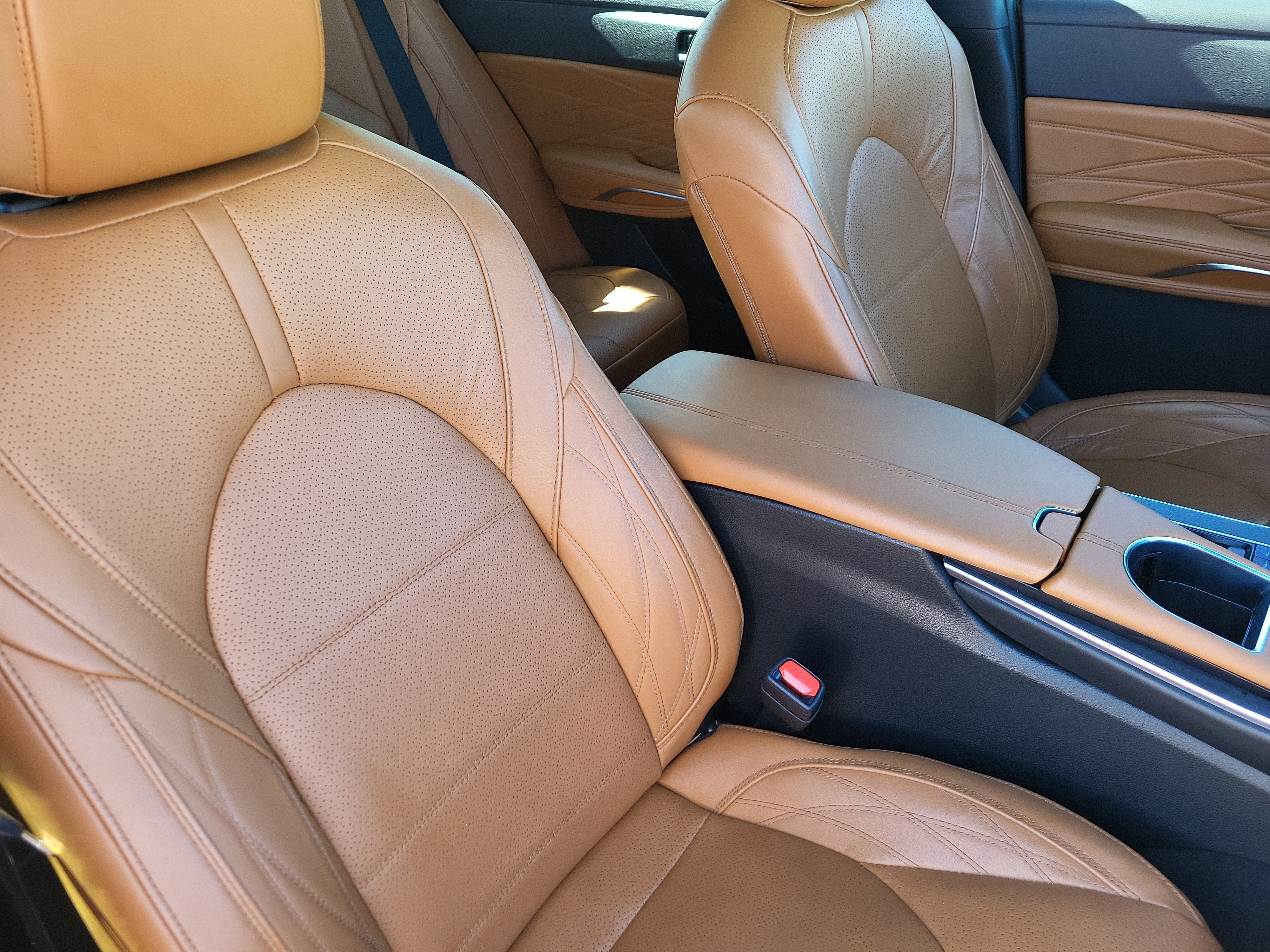 Used 2020 Toyota Avalon Limited w/ Advanced Safety Package image 14