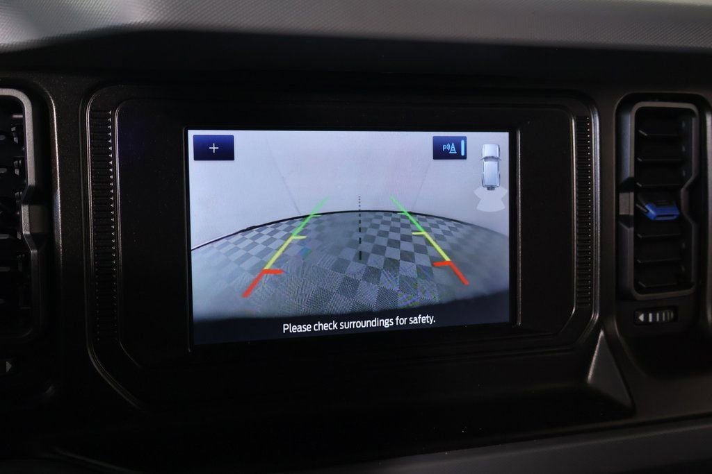 Used 2022 Ford Bronco Black Diamond image 6