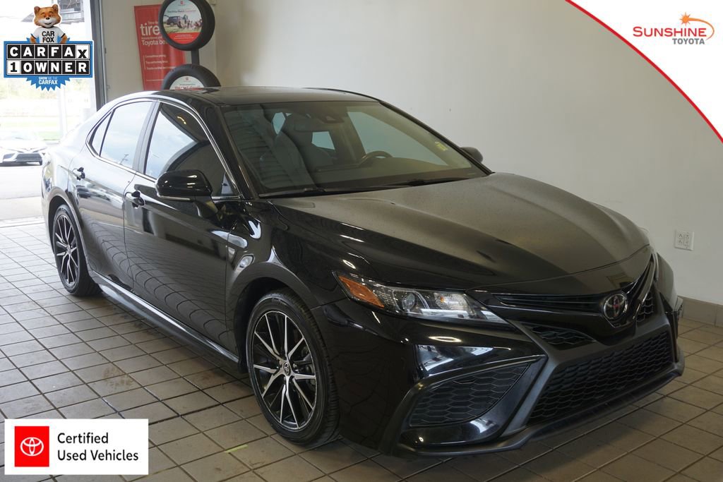 Certified 2022 Toyota Camry SE w/ Convenience Package FWD video 1