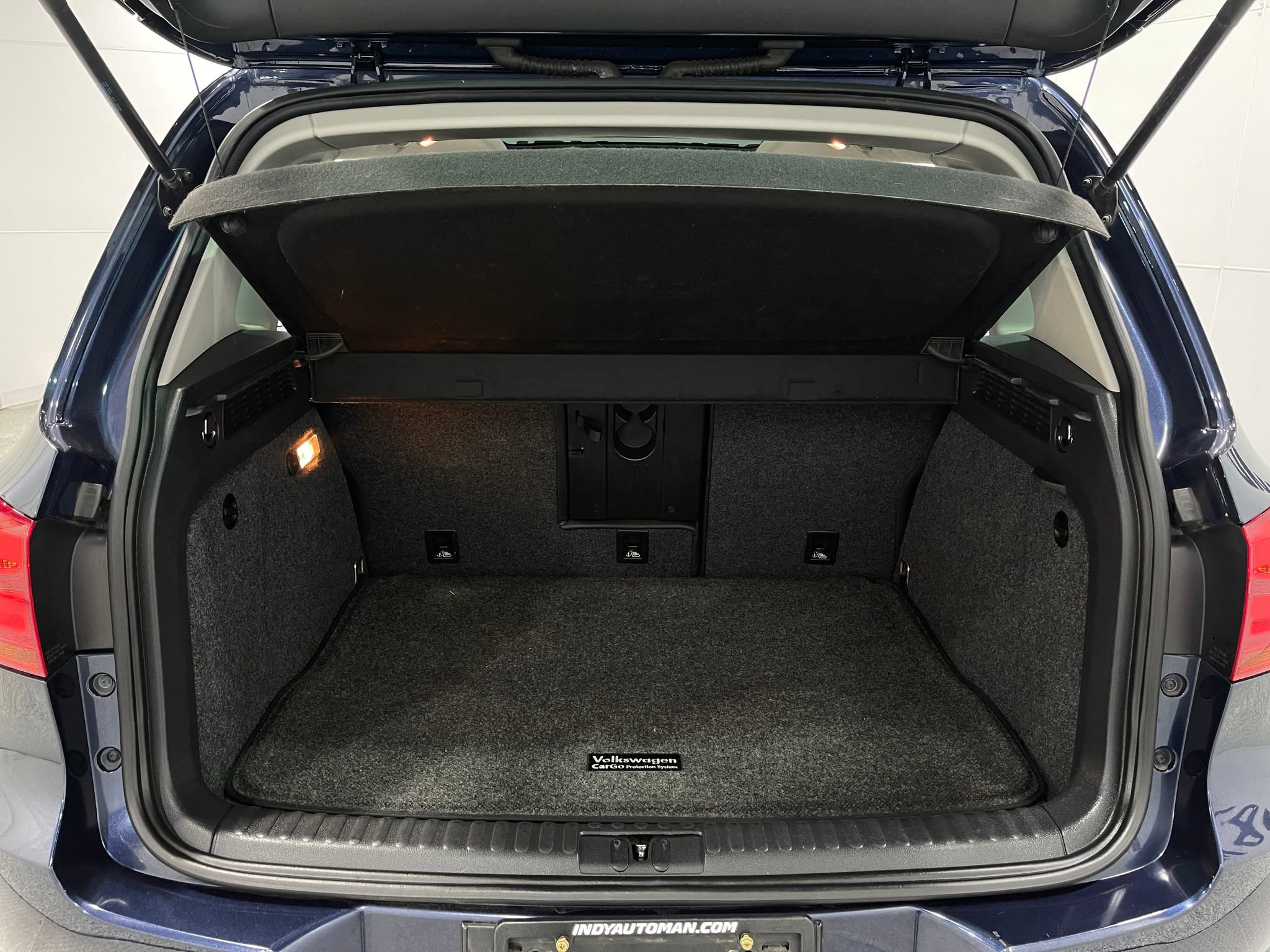 Used 2016 Volkswagen Tiguan SE image 25