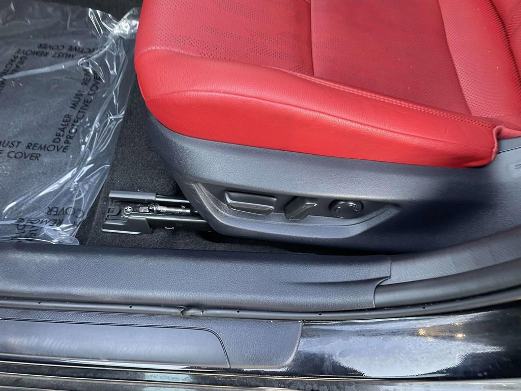 Used 2025 Toyota Camry XSE w/ Premium Package image 30