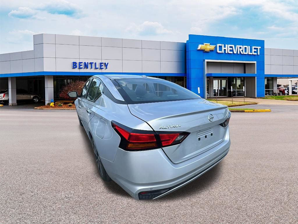 Used 2022 Nissan Altima 2.5 SV image 6