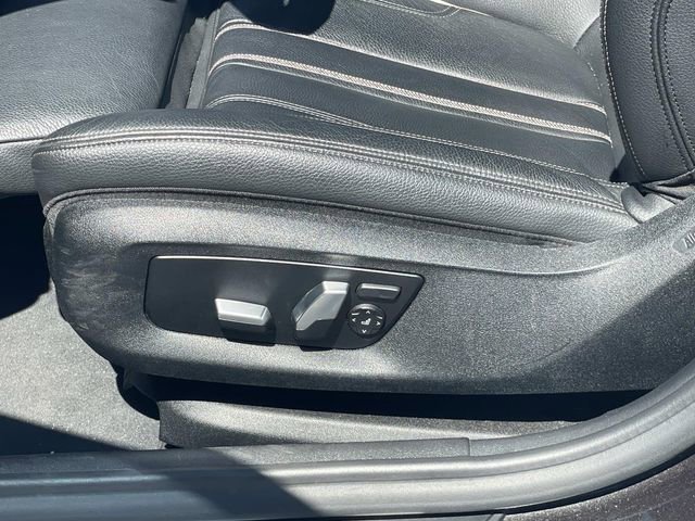 Used 2020 BMW 530i w/ Convenience Package RWD image 15