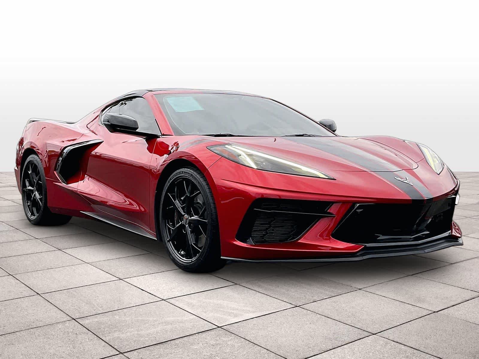 Used 2021 Chevrolet Corvette Stingray Premium Cpe w/ Z51 Performance Package RWD image 2