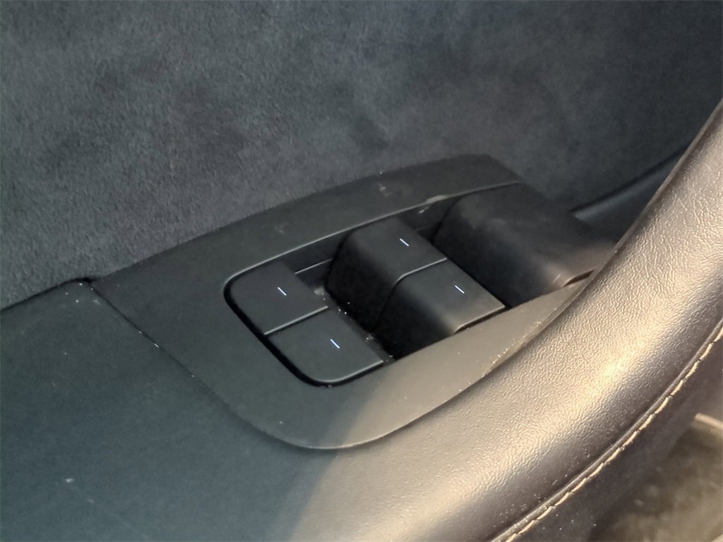 Used 2022 Tesla Model 3 Long Range image 27