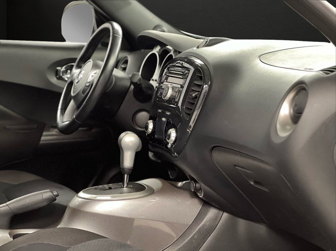 Used 2013 Nissan Juke SV image 22