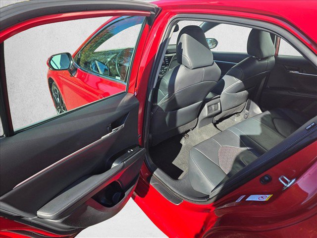 Used 2019 Toyota Camry XSE FWD image 15