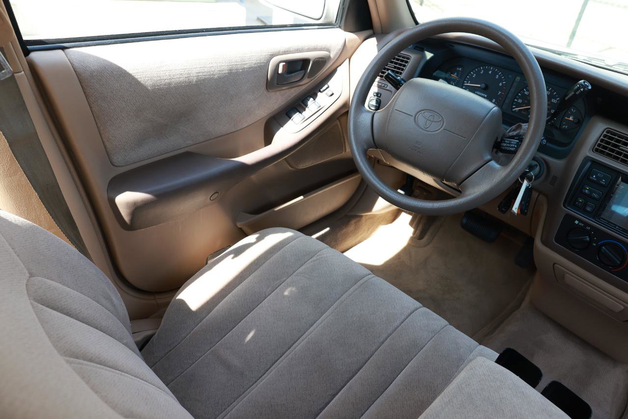 Used 1996 Toyota Avalon XL FWD image 19
