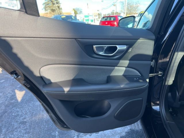 Certified 2024 Volvo S60 B5 Plus w/ Climate Package image 23