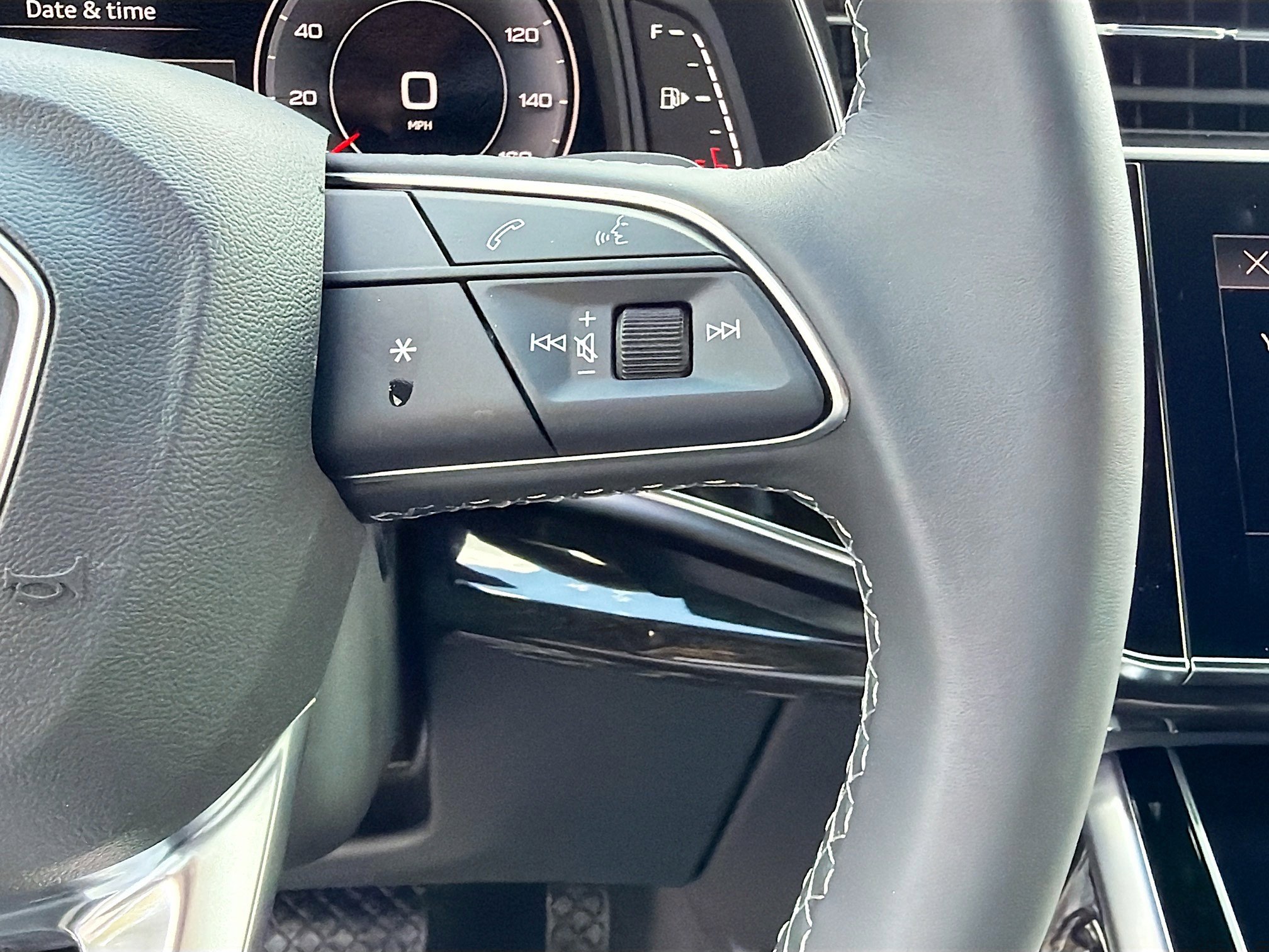 New 2026 Audi Q7 2.0T Premium image 39
