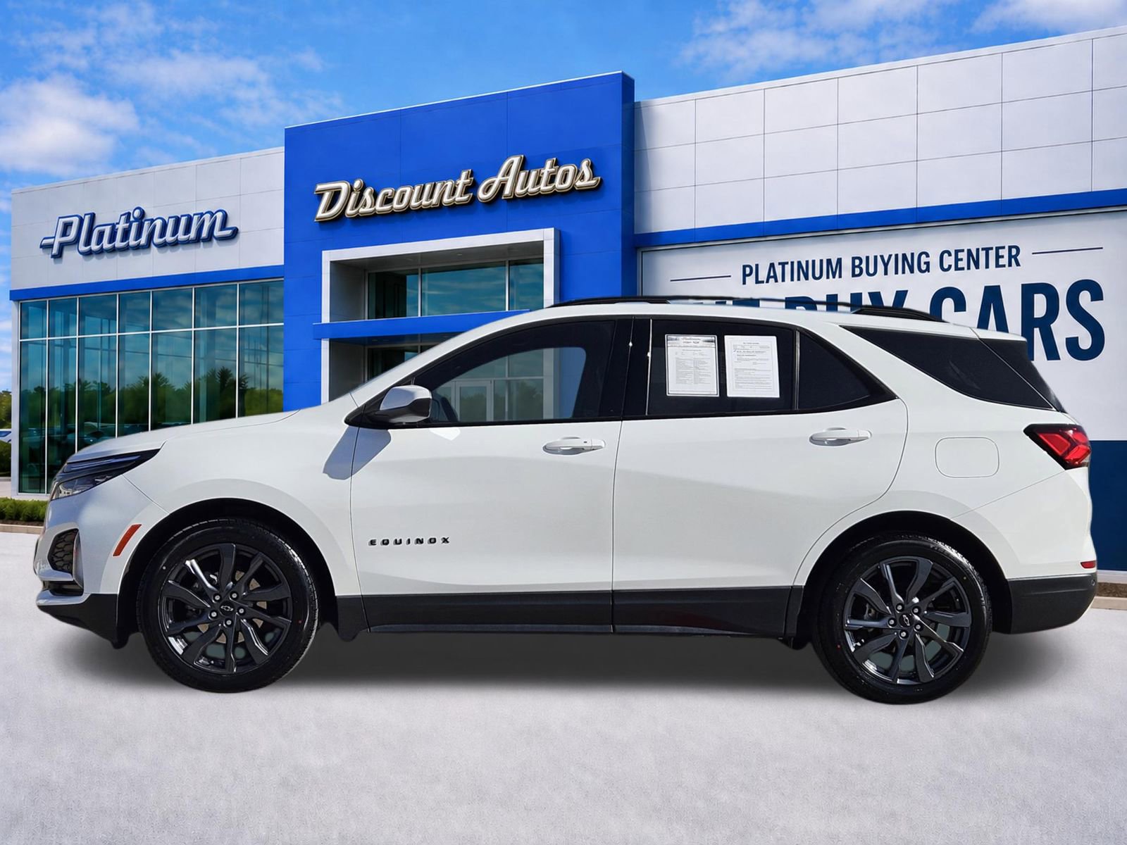 Certified 2022 Chevrolet Equinox RS FWD image 3