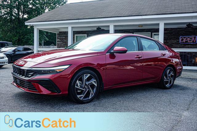 Used 2025 Hyundai Elantra SEL image 12