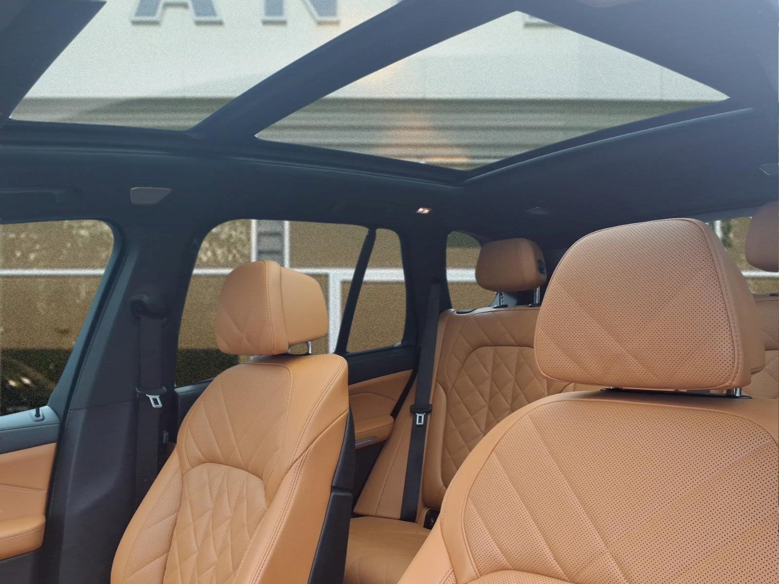 Used 2024 BMW X5 M60i w/ Executive Package image 20