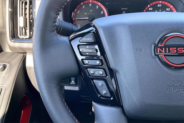 Certified 2025 Nissan Frontier PRO-4X w/ Pro Convenience Package image 17