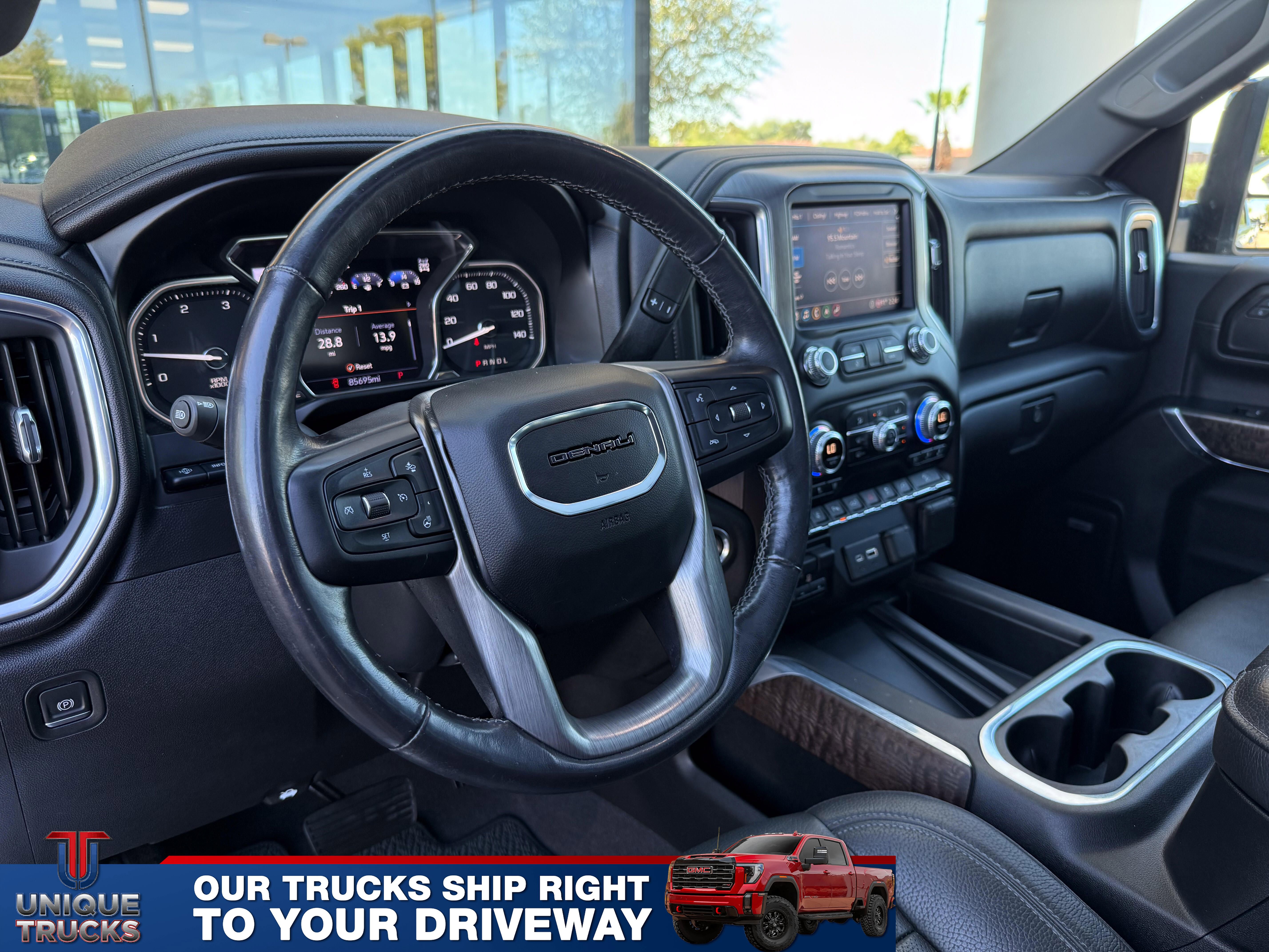Used 2020 GMC Sierra 2500 Denali w/ Denali Ultimate Package image 17