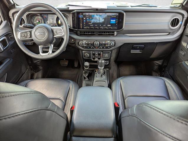 Used 2024 Jeep Wrangler High Altitude image 17