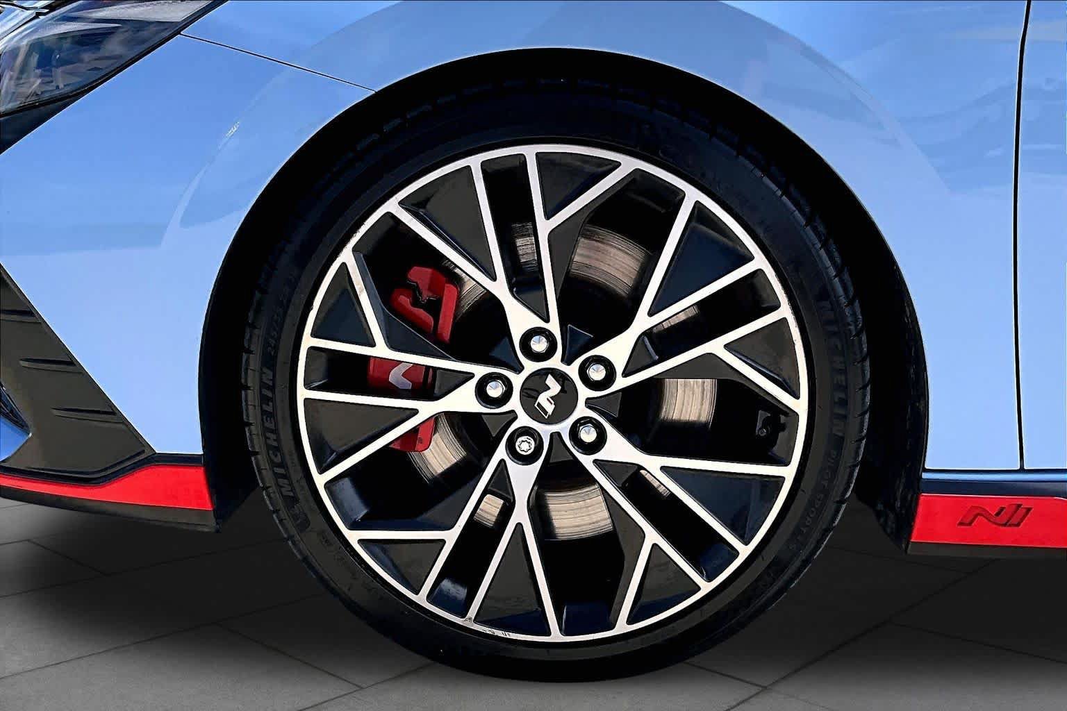 Certified 2023 Hyundai Elantra N FWD image 11