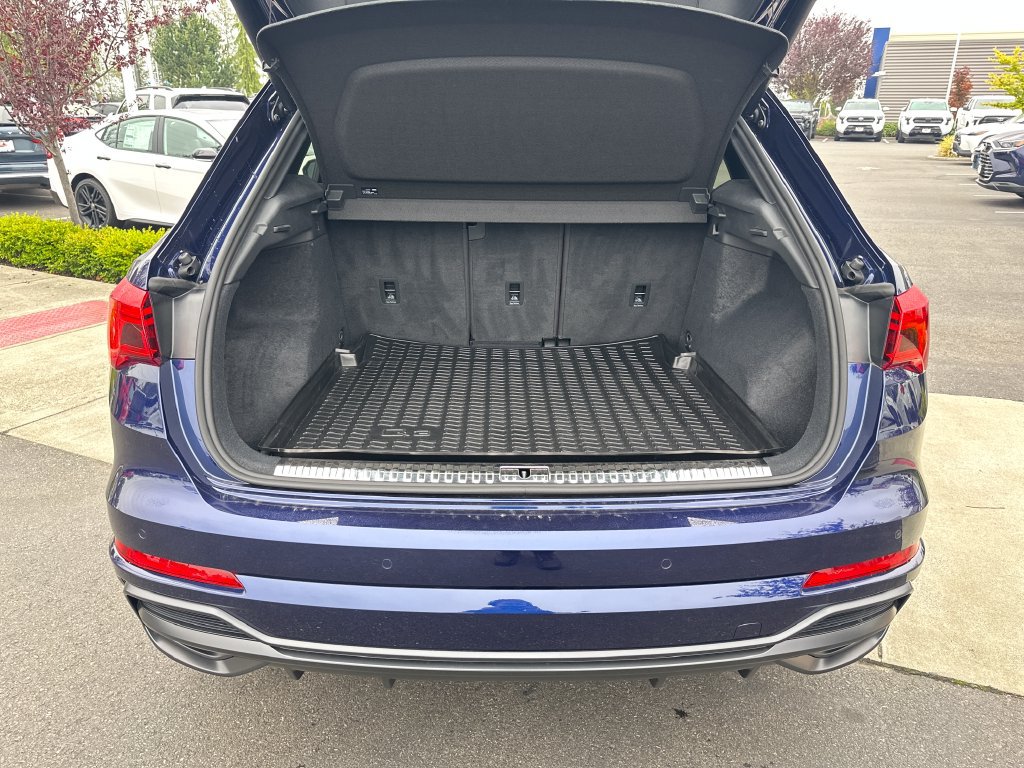 Used 2022 Audi Q3 2.0T Premium AWD/4WD image 26