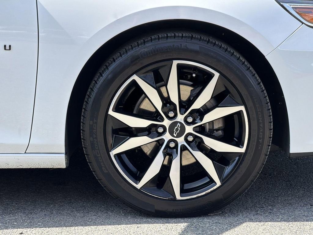 Used 2025 Chevrolet Malibu RS image 31