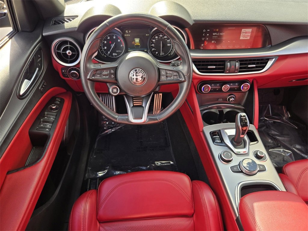 Used 2021 Alfa Romeo Stelvio Ti Sport image 13